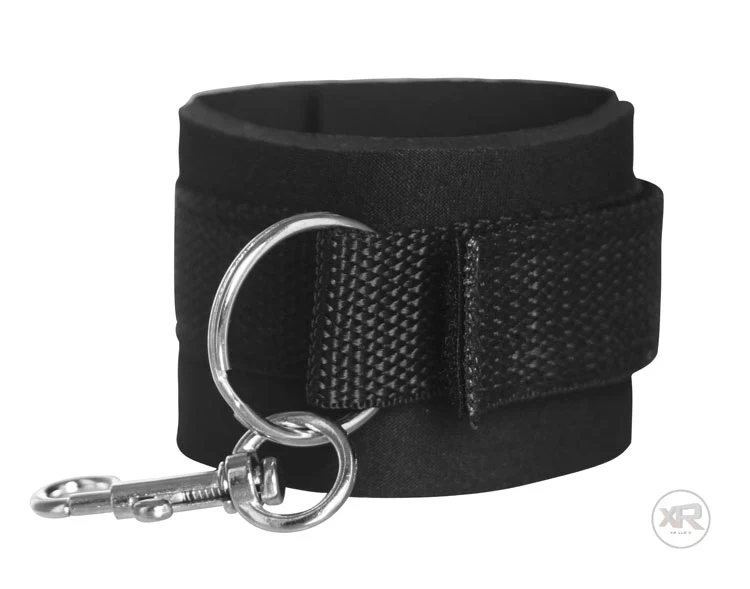 Bondage Bar with Cuffs - Image 7