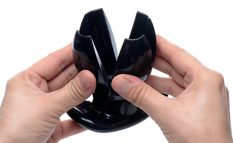 Claw Expanding Anal Dilator - Image 3