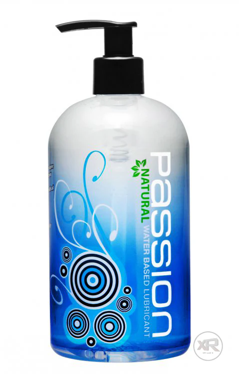 Fleshlight Masturbator with 16oz Passion Natural Lubricant - Image 3