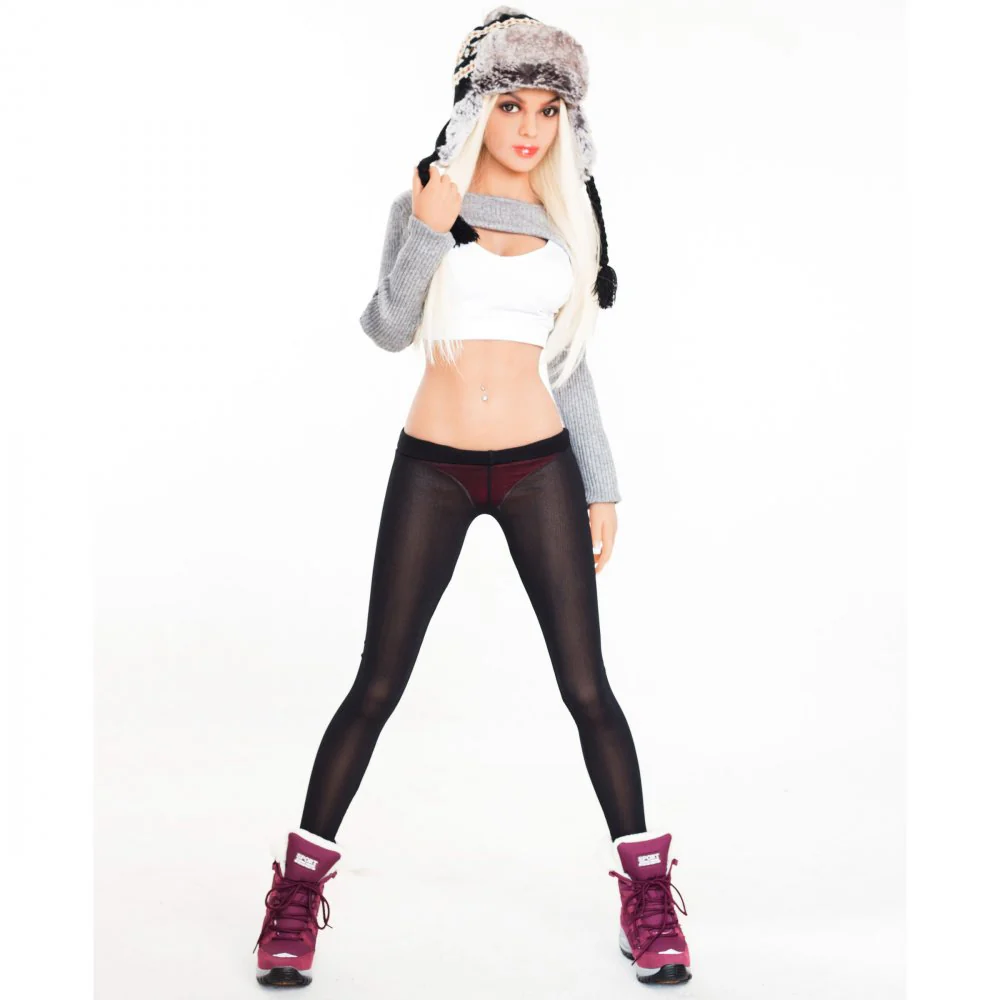 Snow Bunny Blair Love Doll - Image 5
