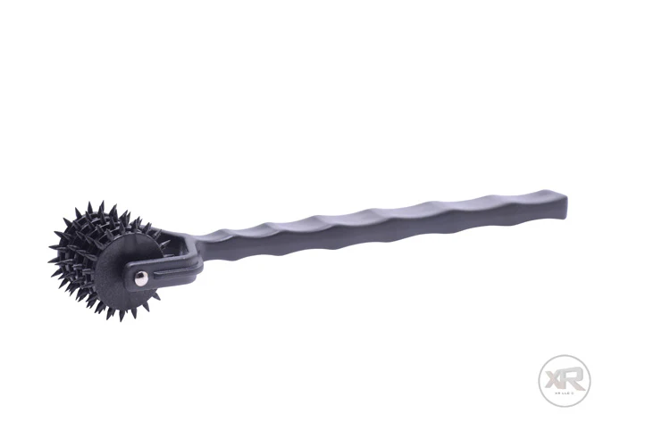 Spiked 5-Row Pinwheel - Image 3