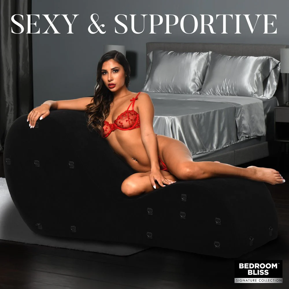 The Bondage Love Couch - Image 15