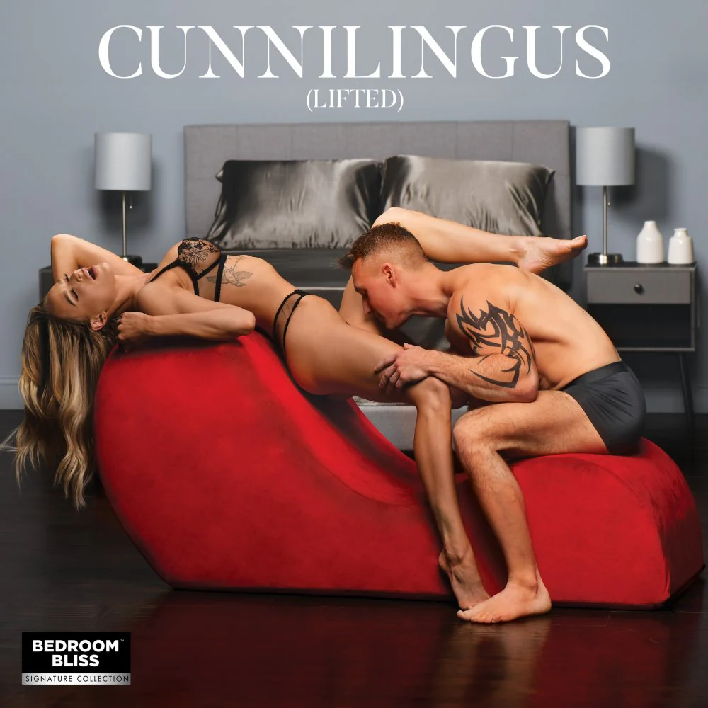 The Love Couch - Image 13