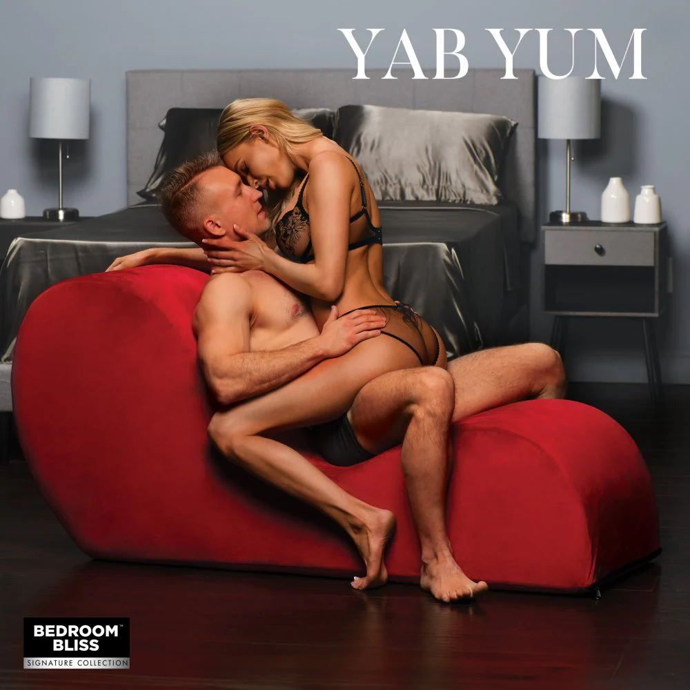 The Love Couch - Image 4